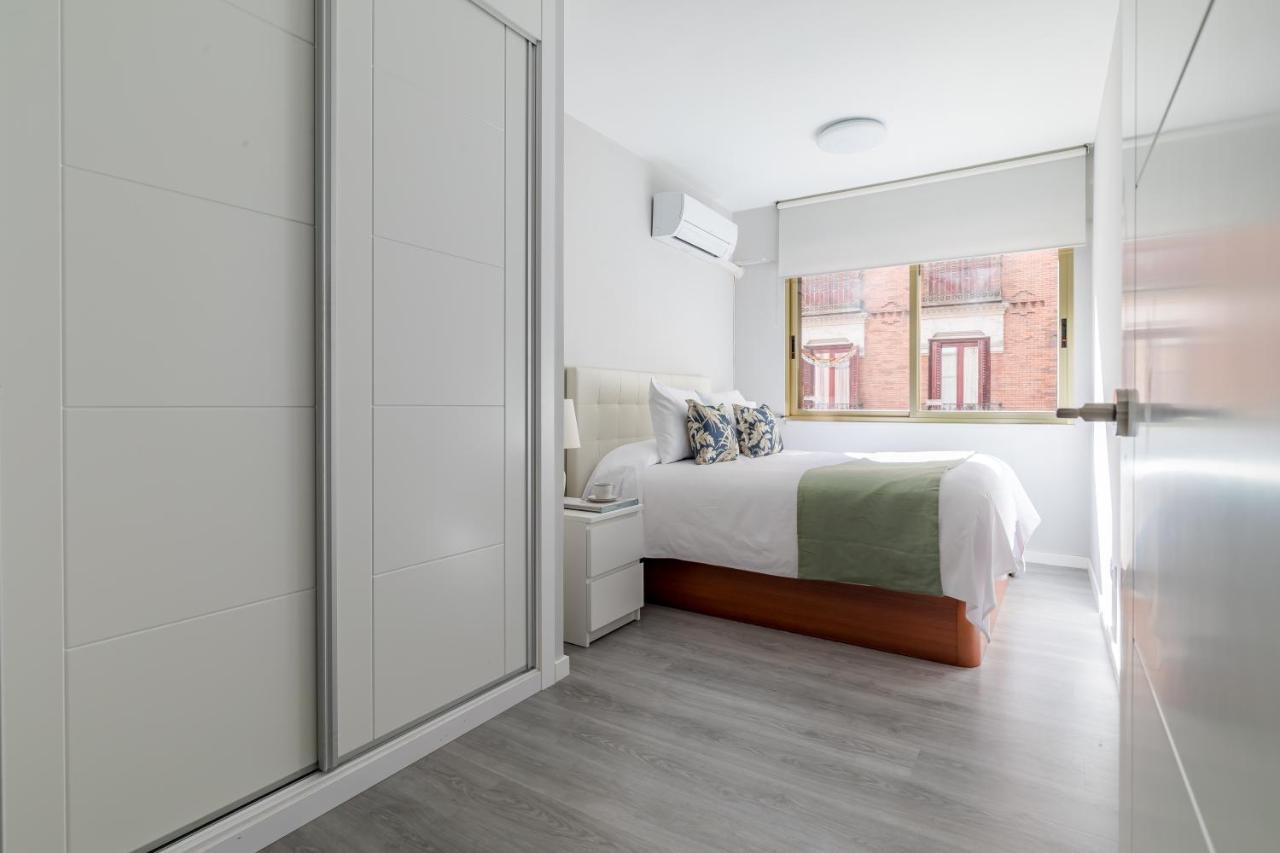 Apartamento Junto A Gran Via マドリード エクステリア 写真